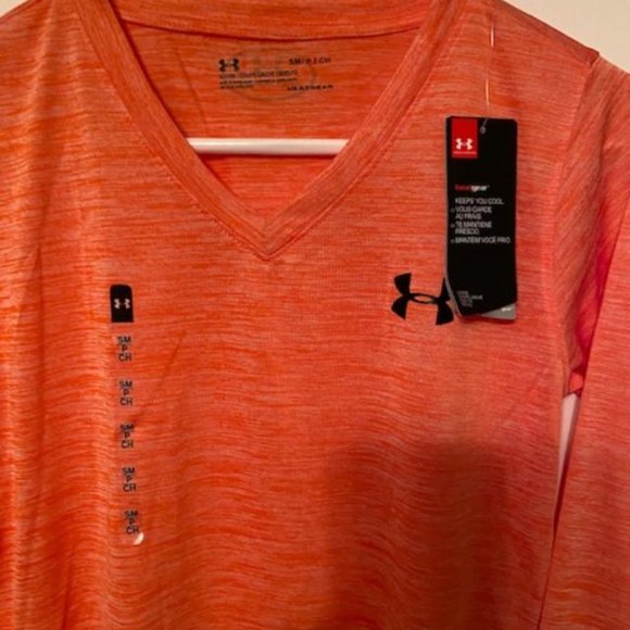 Ladies Under Armour Heatgear Long Sleeve Shirt, NWT, size small/p/ch - Picture 4 of 8